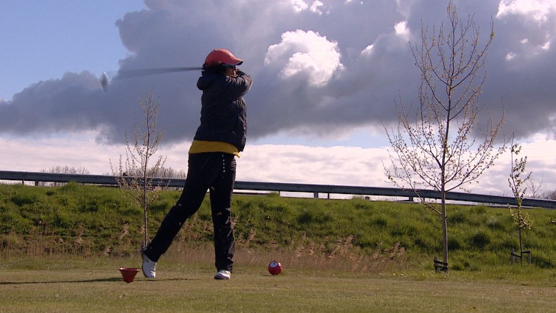 Golfen in Middelburg voor Cruijff Foundation (video)