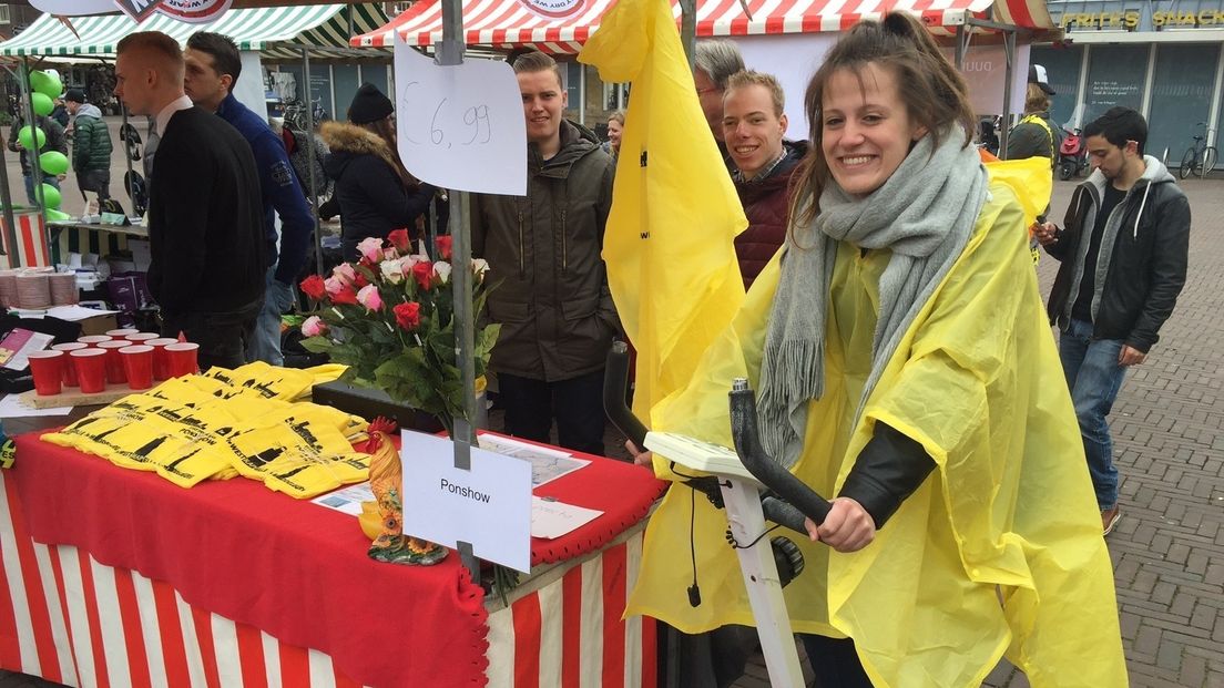 Studenten verkopen gebakken lucht in Middelburg