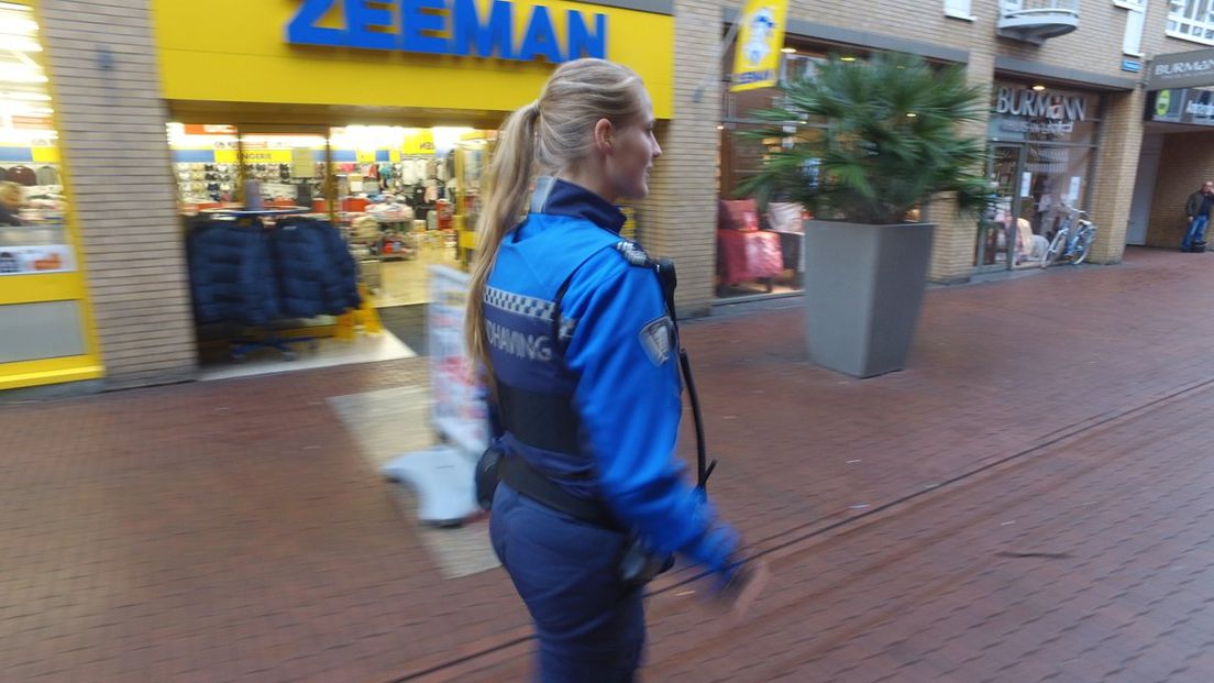 Lisanne Fons, mbo Uitblinker 2017, nu Handhaver in Zoetermeer 