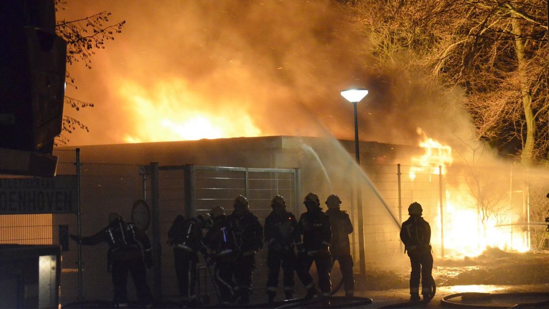 Brand in een bijgebouw atletiekvereniging aan de Groene Zoom