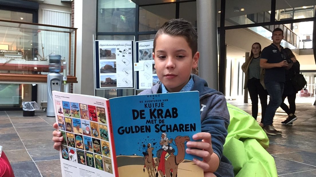 Scholen protesteren in gemeentehuis Vlissingen (video)