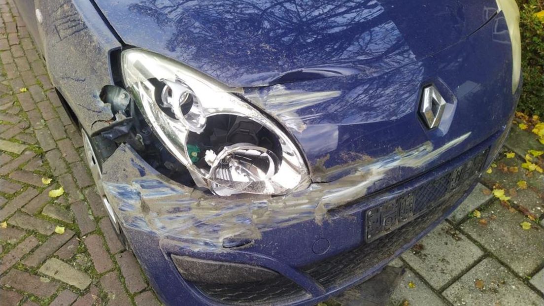 De schade aan de auto van Robin Poppema