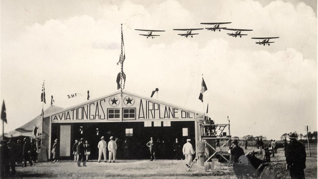 Vliegveld Eelde van begin jaren dertig
