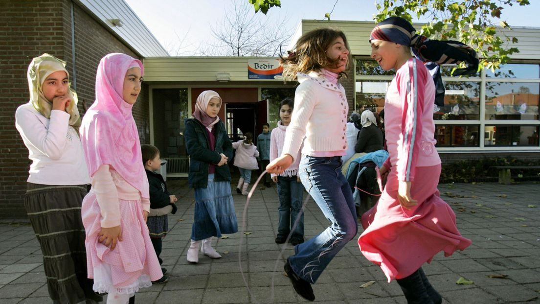 Leerlingen op een islamitische school