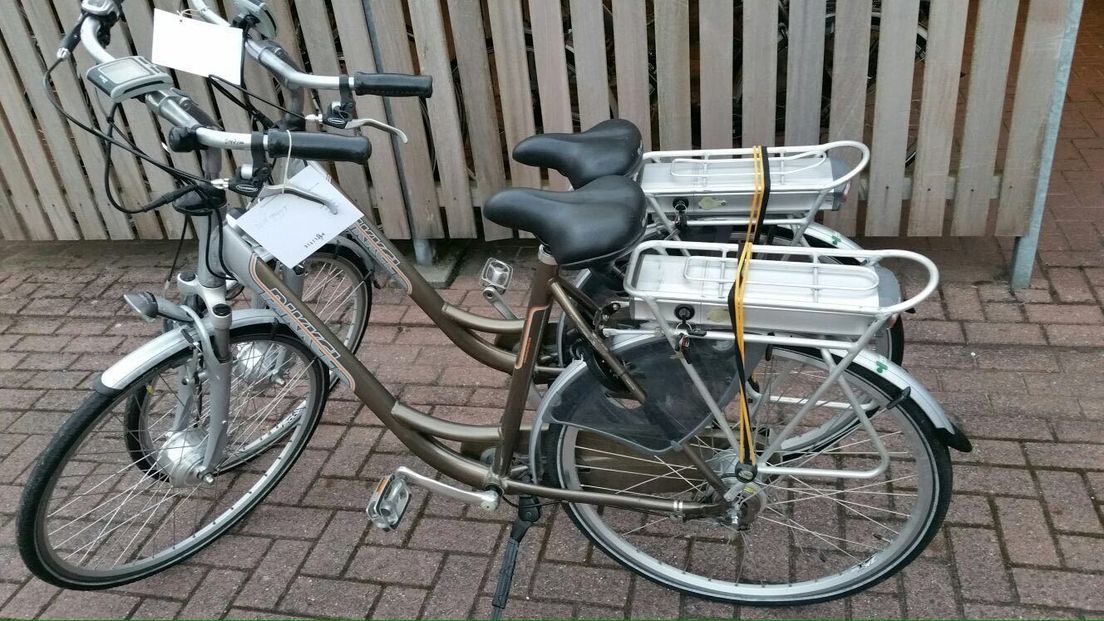 Politie vindt ook nog elektrische fietsen terug