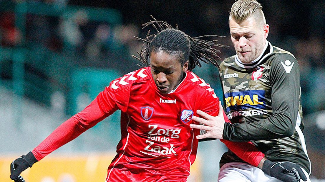 Godee, namens FC Dordrecht, in het duel tegen Jong FC Utrecht
