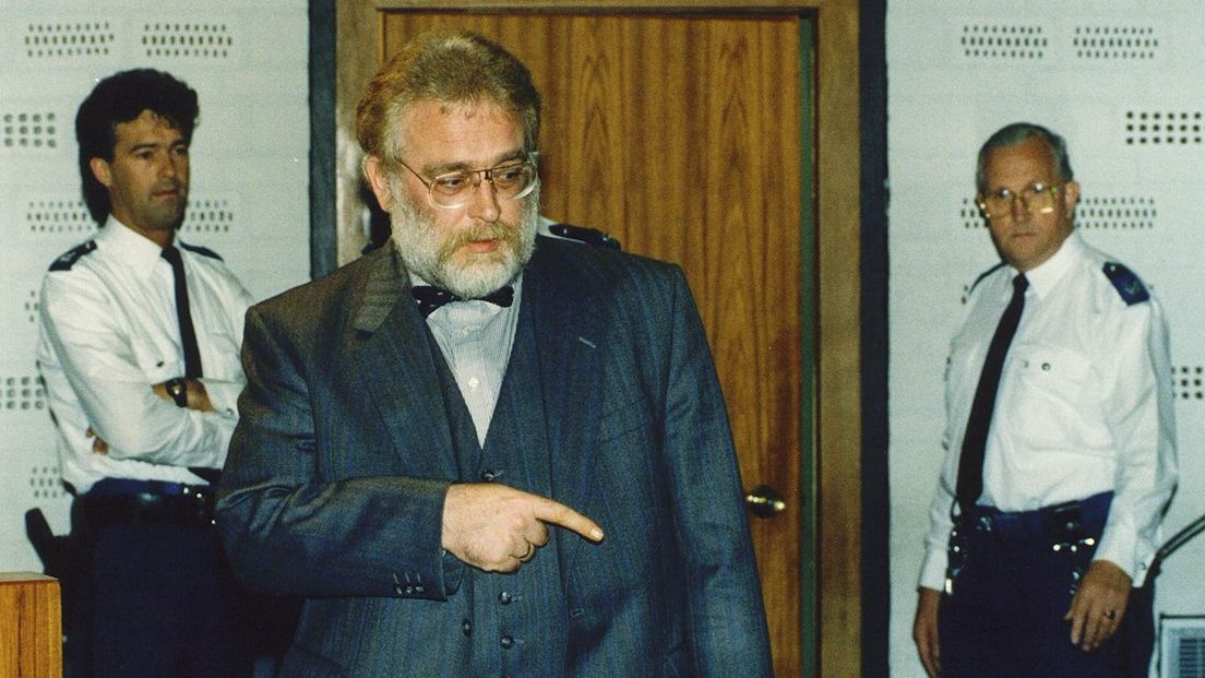 Eef Hoos voor de rechter in 1989