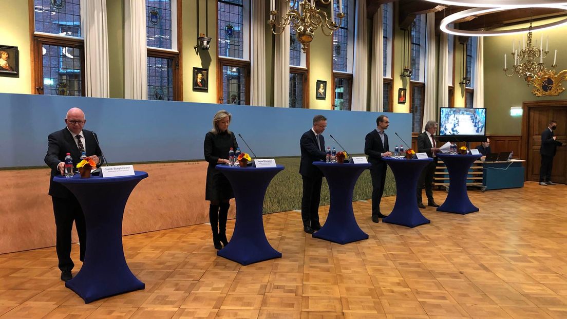 De presentatie van het akkoord in het provinciehuis van Groningen