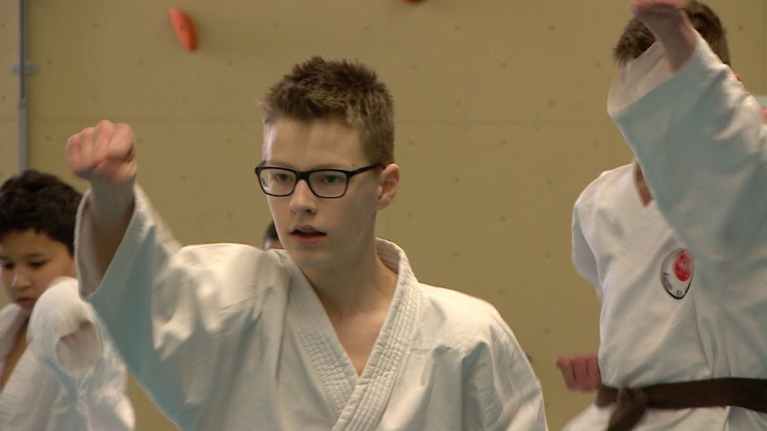 Karate ideale uitlaatklep autistische kinderen