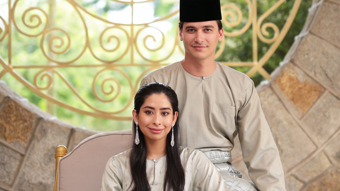 Dennis uit Lisse en zijn Maleisische prinses Tunku Aminah 