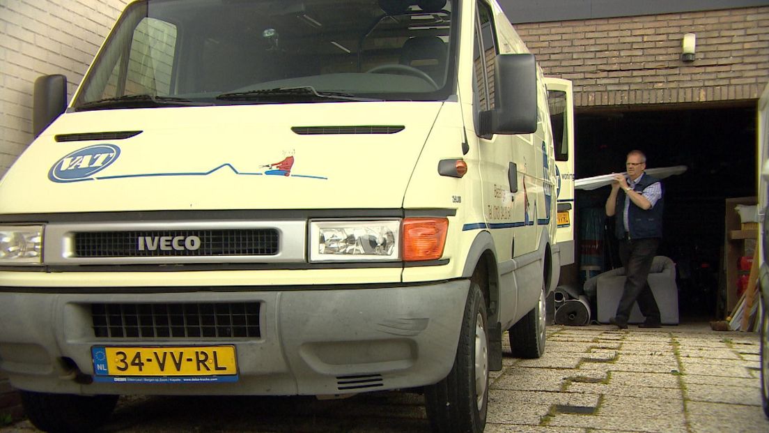 Cornelis Vat rijdt al vijftien jaar in dezelfde bestelwagen