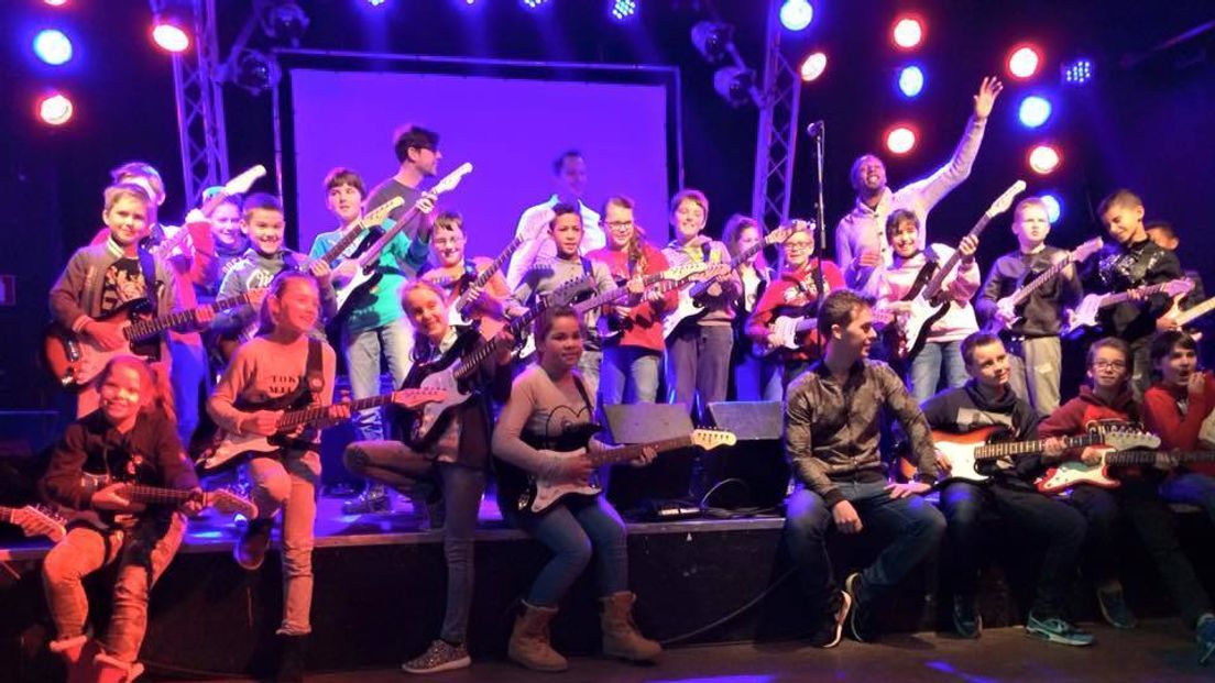 25 kids rocken er op los in Vlissingen