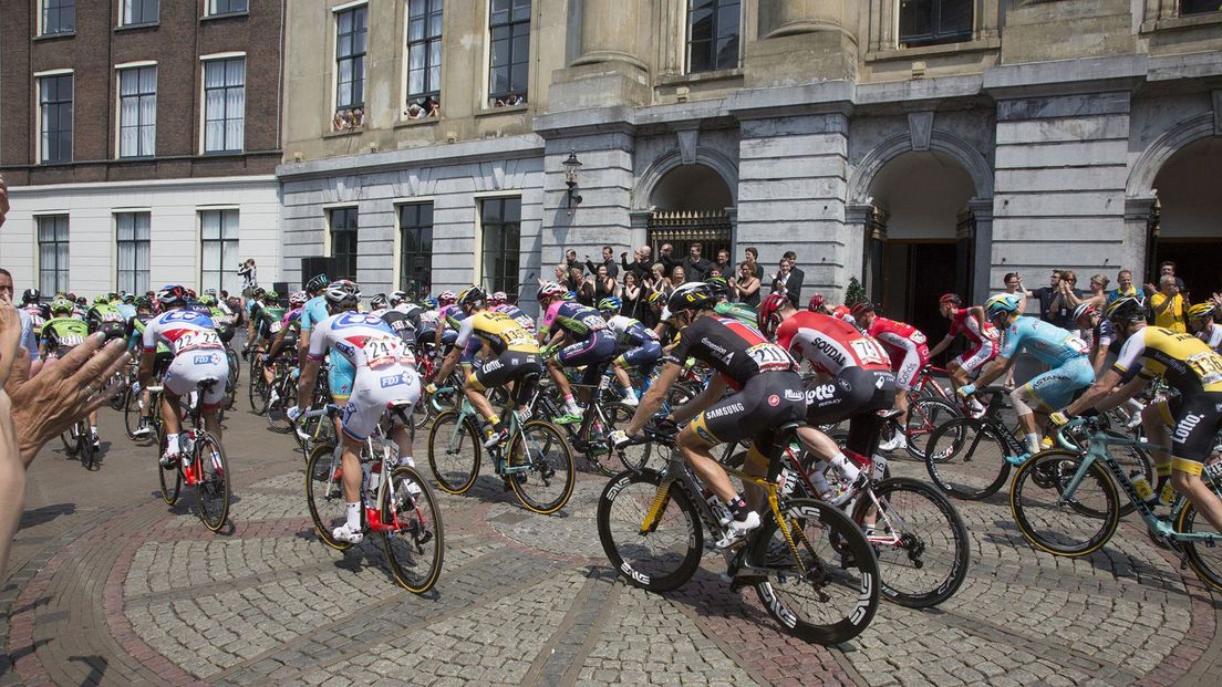 In 2015 ging het peloton van de Tour over de Utrechtse Stadhuisbrug.