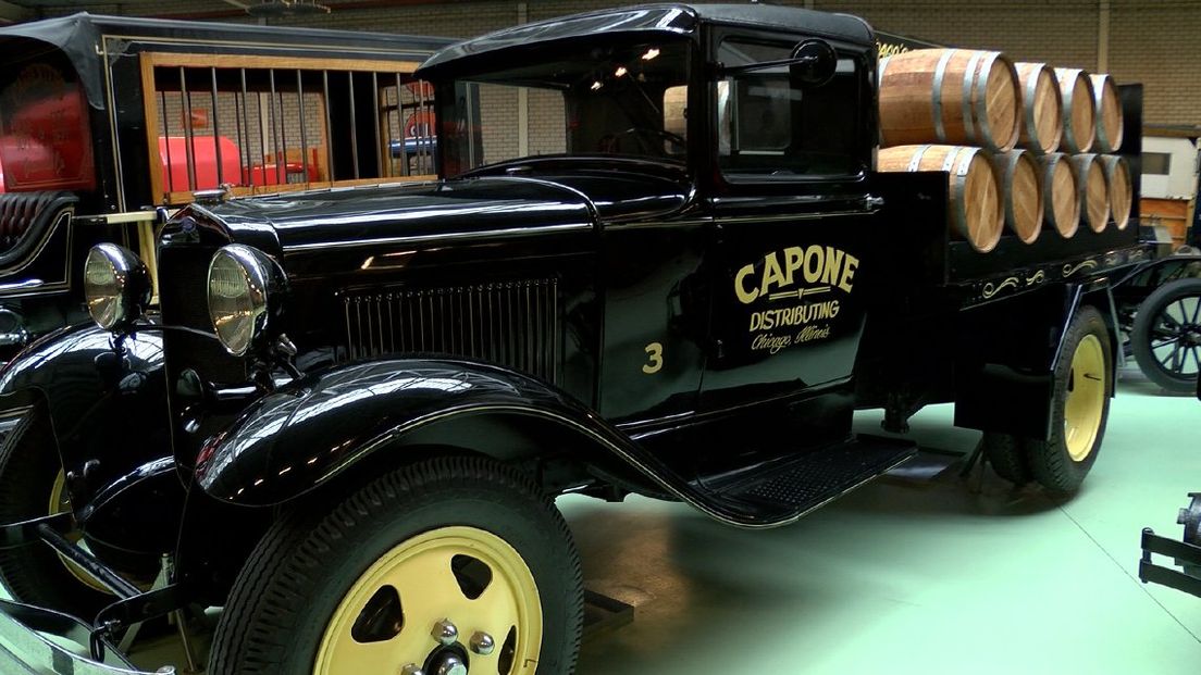Vrachtauto van Al Capone in het Ford Museum 