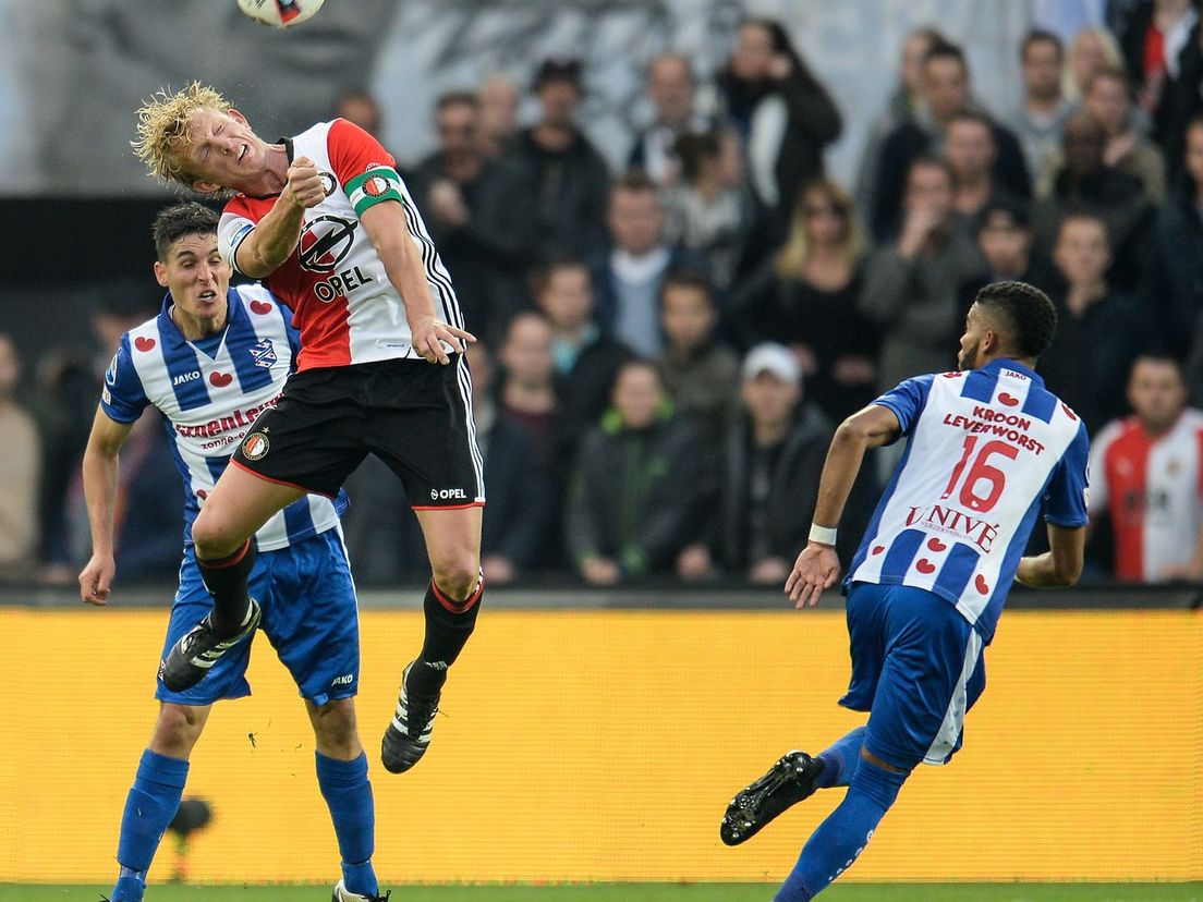 Dirk Kuyt kan niet voorkomen dat Feyenoord in het kampioensjaar 2016/17 punten verspeelt tegen Heerenveen