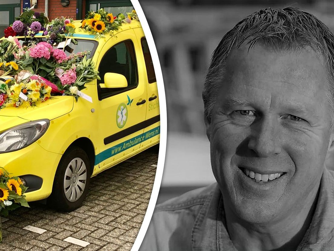 Bloemen op ambulance voor overleden Kees Veldboer