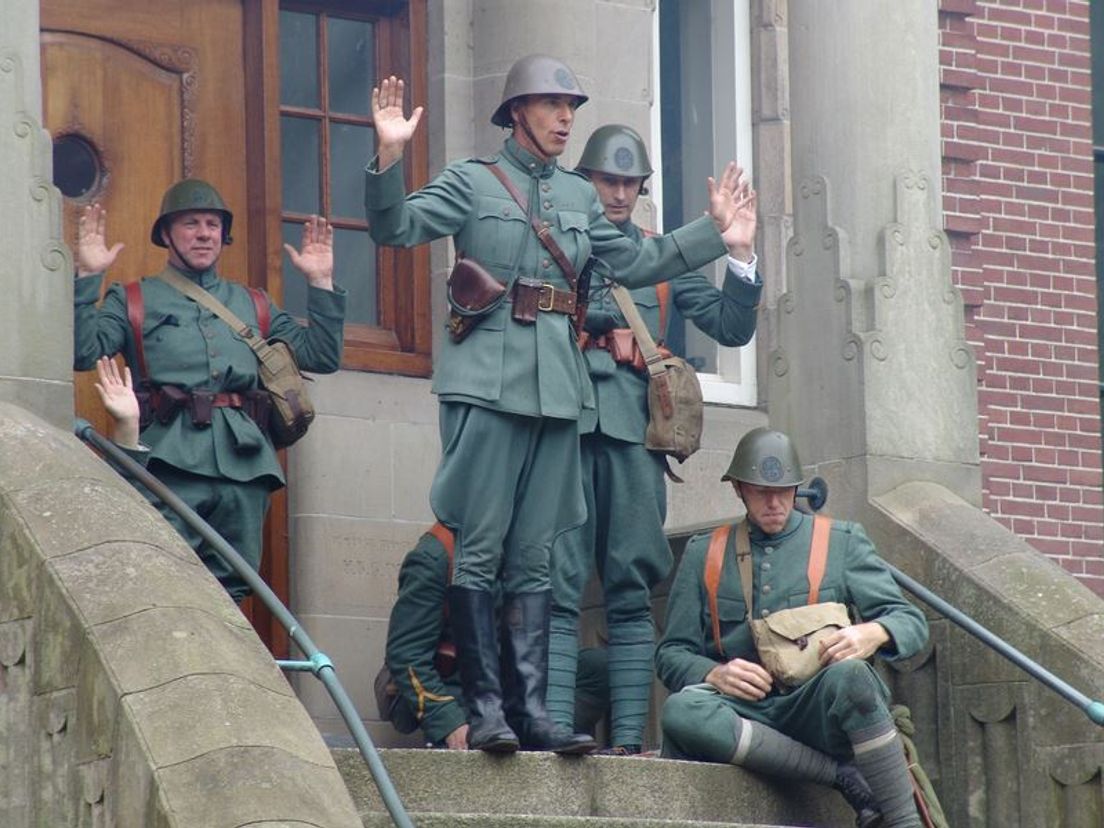 Re-enactment van de gevechten bij Villa Amstelwijck in Dordrecht (2007)