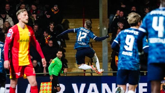 Feyenoord legt met winst op Go Ahead Eagles definitief beslag op plek twee en stelt titelfeest PSV nog even uit