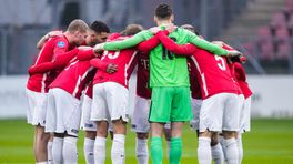 FC Utrecht begint 2022 met kansloze nederlaag tegen Ajax