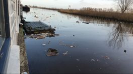 Waterschap: gemeente verantwoordelijk voor troep door sloop woonboot Den Horn