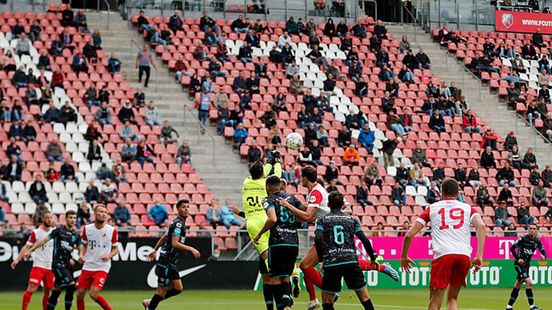 KNVB en FC Utrecht willen meer publiek en later stoppen