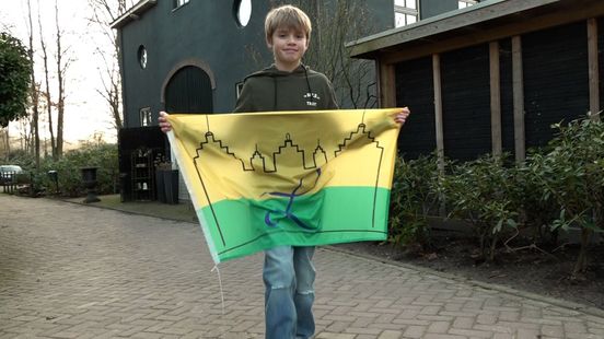 Raf (14) ontwerpt officiële vlag voor zijn eigen dorp
