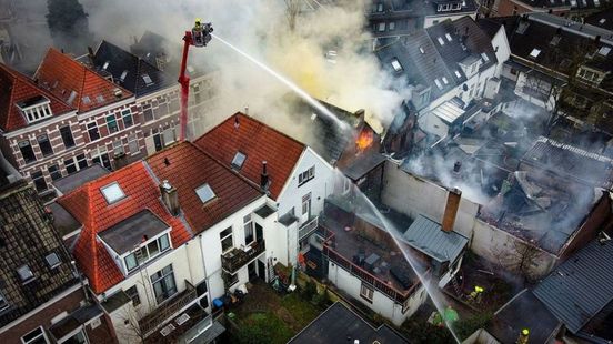 Verdachte fatale brand Arnhem voor rechter, volg de zaak live