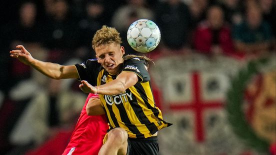 Strijdbaar Vitesse verliest nipt van FC Twente